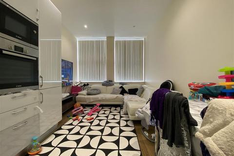 1 bedroom flat for sale, High Road, Chadwell Heath