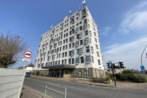 1 bedroom flat for sale, High Road, Chadwell Heath