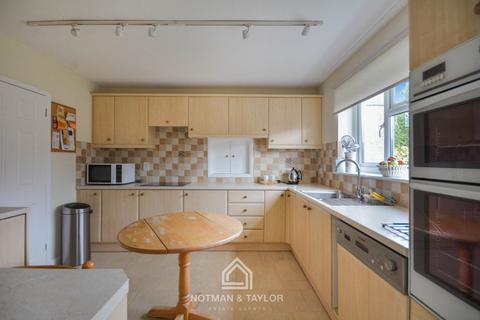 15 Camperknowle Close, Millbrook, Torpoint, PL10 1QB