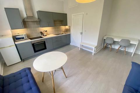 1 bedroom flat to rent, St James Crescent, Uplands, , Swansea