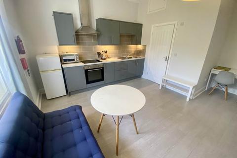 1 bedroom flat to rent, St James Crescent, Uplands, , Swansea