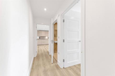 1 bedroom apartment to rent, Chastilian Road, Dartford, Kent, DA1