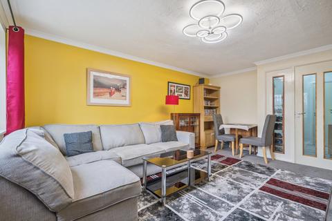 17 Exeter Court, Didcot, OX11 8UH