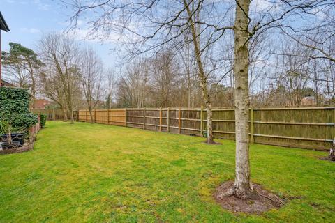17 Exeter Court, Didcot, OX11 8UH