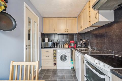 17 Exeter Court, Didcot, OX11 8UH
