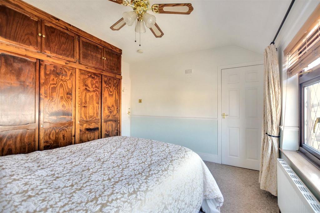 Bedroom 1 2.jpeg