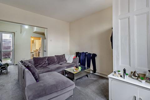 20 Basil Street, Middlesbrough, TS3 6DY