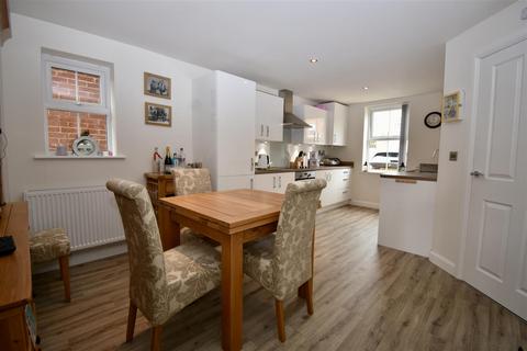 6 Derwent Road, Pickering, YO18 7UB