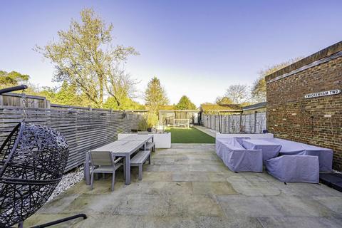 86 Sixth Cross Road, Twickenham, TW2 5PD