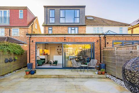 86 Sixth Cross Road, Twickenham, TW2 5PD