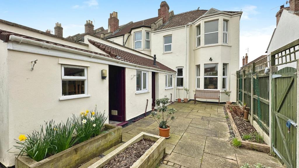 E04206d4-Full Size Render-5.jpg