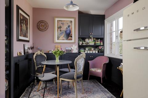 3 bedroom flat for sale, Guys Cliffe Avenue