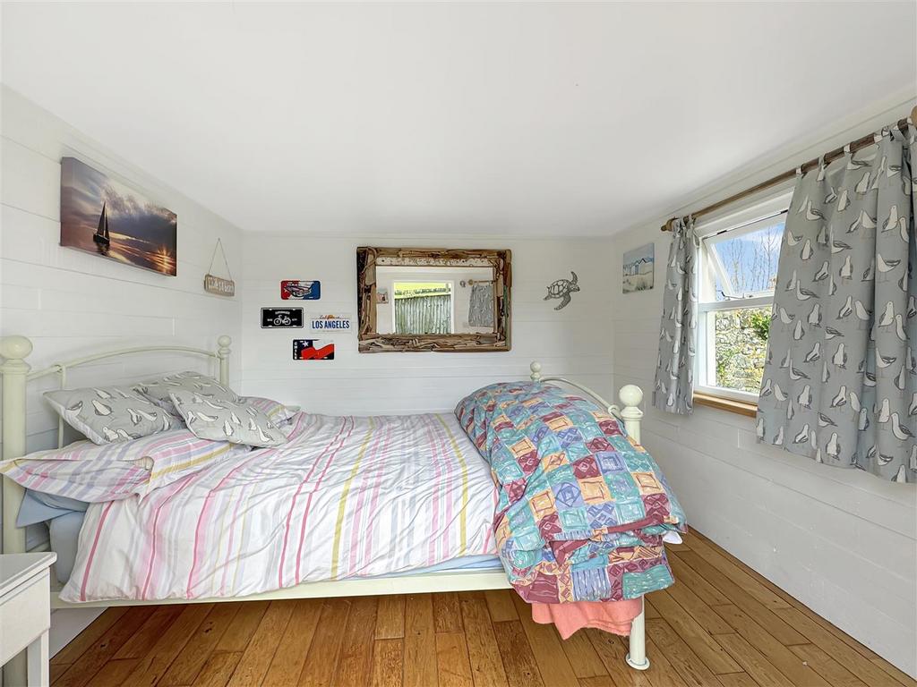 Garden bedroom