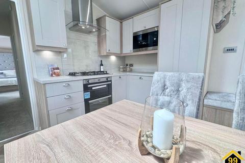 2 bedroom park home for sale, 5Star Resort Lyons Eryl Hall, ST ASAPH, Denbighshire, LL17