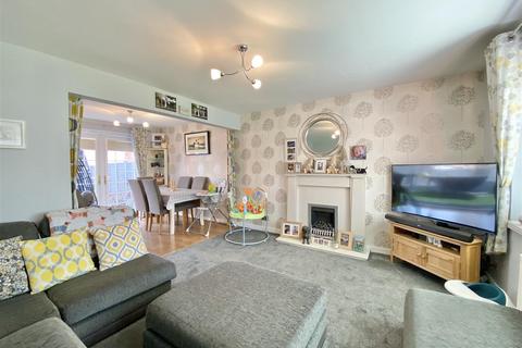 12 Cherry Grove, Aiskew, Bedale, DL8 1BG