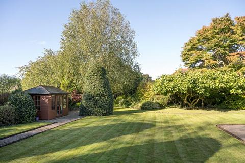 4 bedroom detached house for sale, Tadcaster Road, York, North Yorkshire, YO24