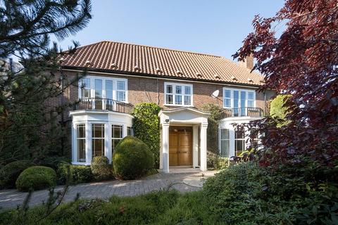 4 bedroom detached house for sale, Tadcaster Road, York, North Yorkshire, YO24