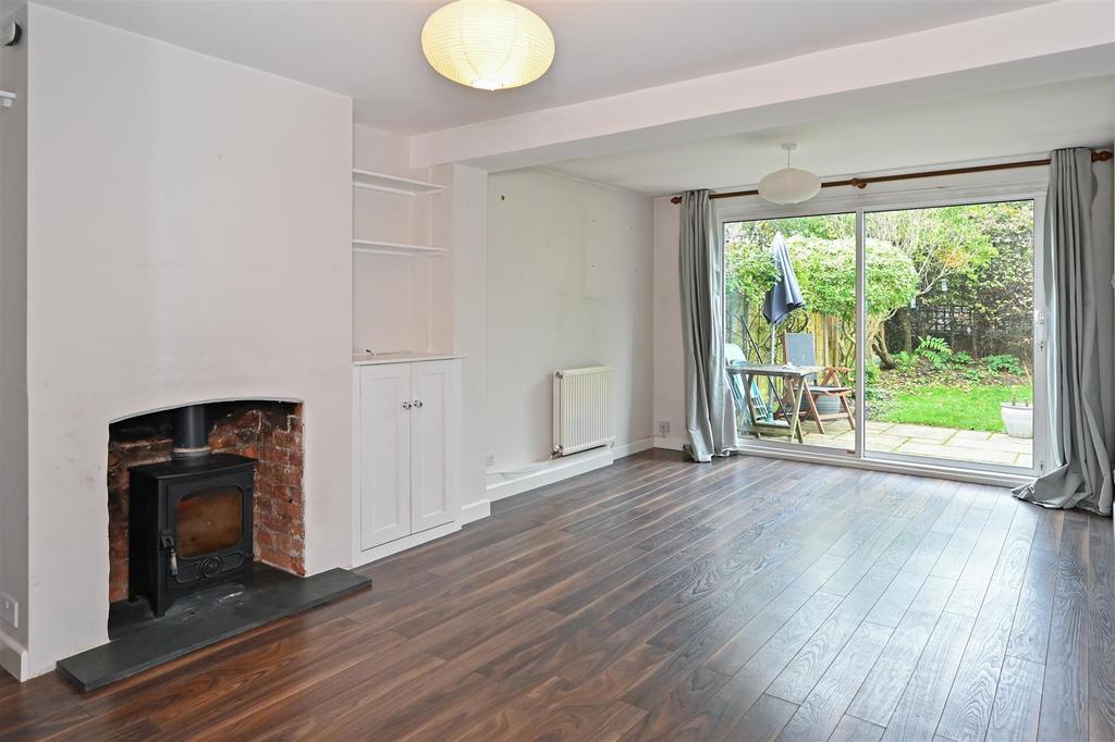 Sitting/Dining Room