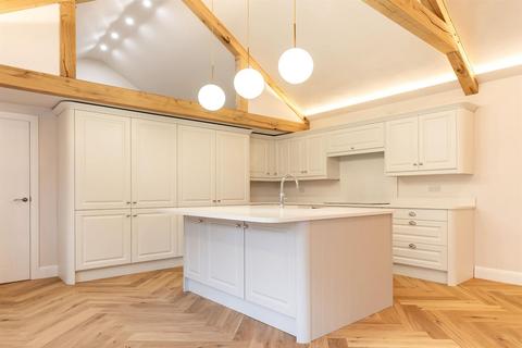 4 bedroom detached bungalow for sale, Honeysuckle Barn, Stapleford Abbotts