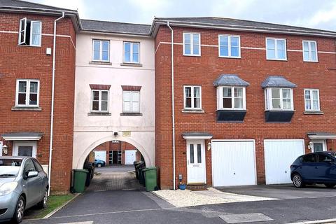 5 bedroom townhouse for sale