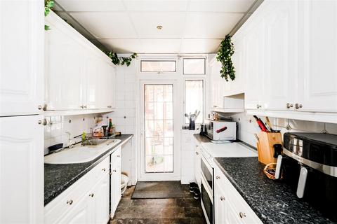 46 Russell Road, Buckhurst Hill, IG9 5QE