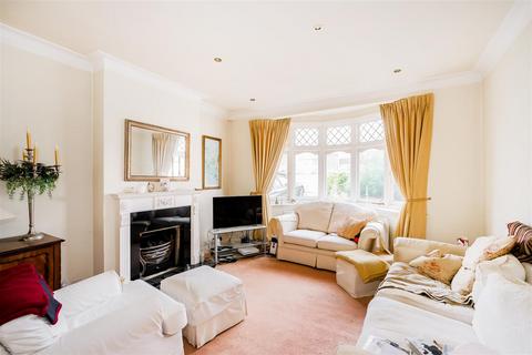 46 Russell Road, Buckhurst Hill, IG9 5QE