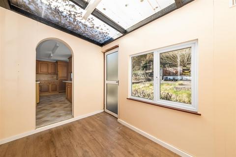 149 Valley Road, Kenley, CR8 5BZ
