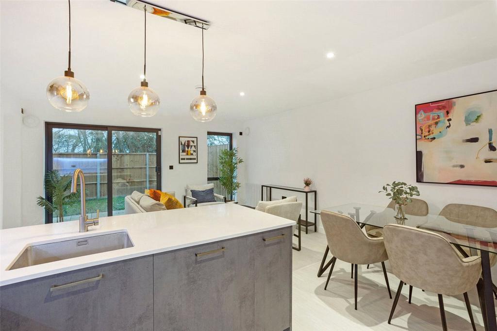 Reception/Kitchen