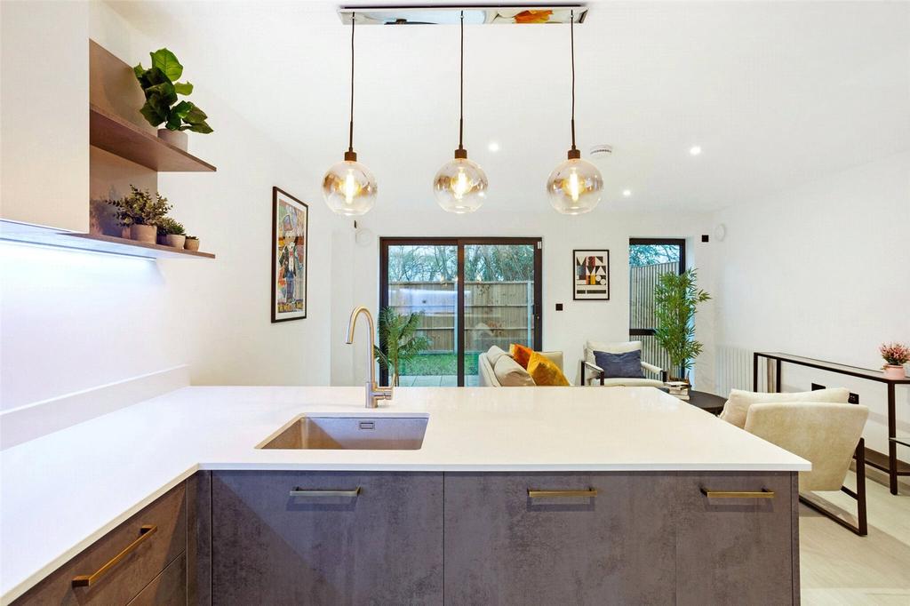 Reception/Kitchen