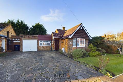 2 Fairview, Potters Bar, EN6 1ND