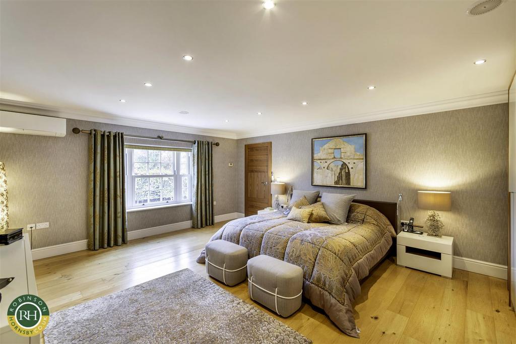 Master suite
