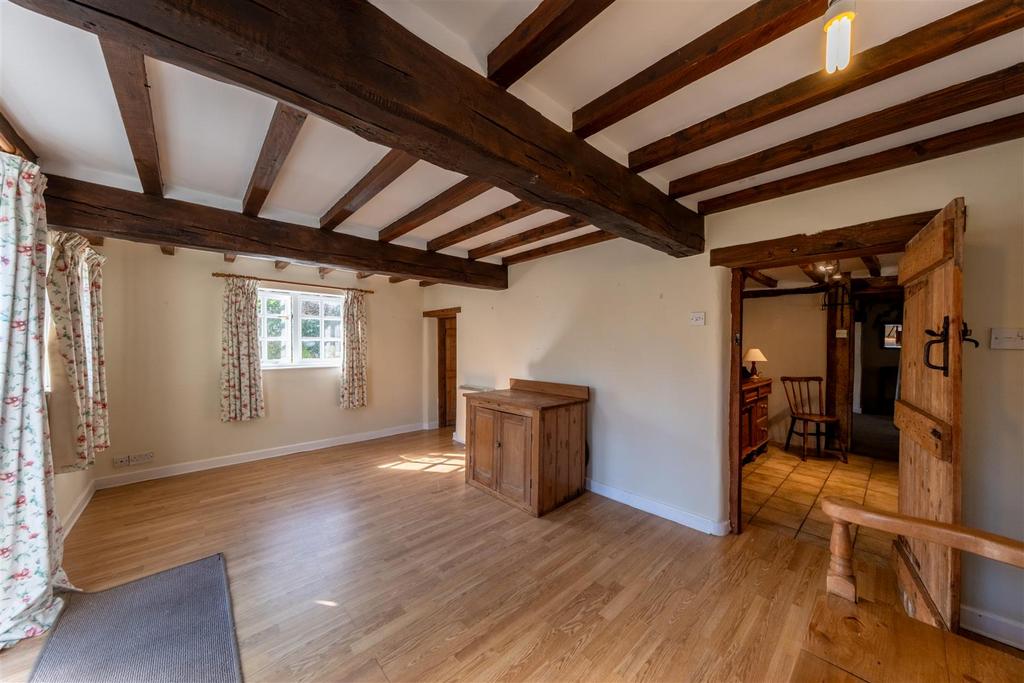 Laburnum Cottage-007.jpg