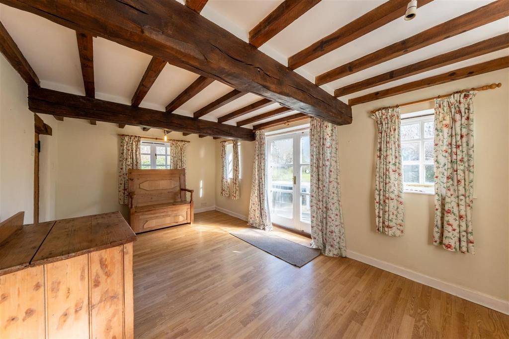 Laburnum Cottage-009.jpg