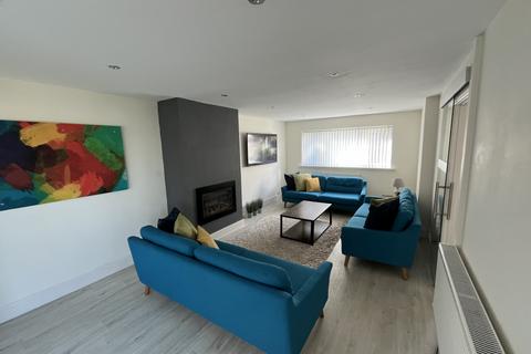 3 Coniston Close, Brixham, TQ5 0RA