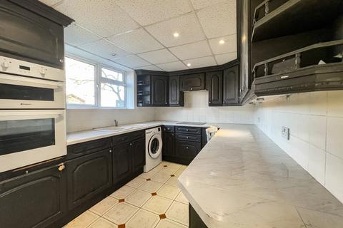 16 Bann Close, South Ockendon, RM15 5QT