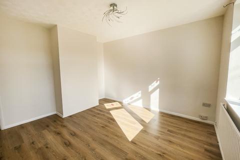 16 Bann Close, South Ockendon, RM15 5QT