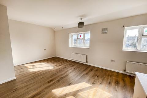 16 Bann Close, South Ockendon, RM15 5QT