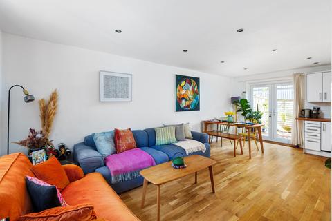 3 bedroom terraced house for sale, Portland Street, North Laine, Brighton