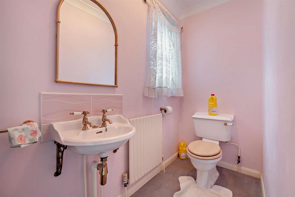8639437-interior16-800.jpg