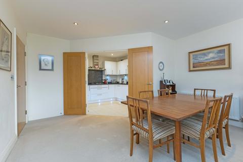 2 bedroom apartment for sale, Shoppenhangers Road, Maidenhead SL6
