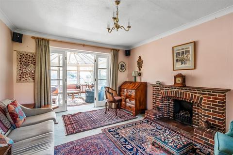 22 Oast Road, Oxted, RH8 9DU