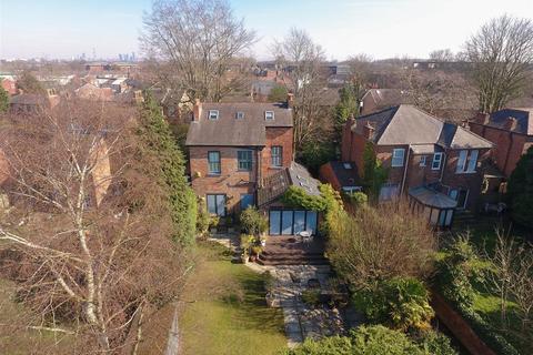 5 bedroom detached house for sale, Doveston Road, Sale