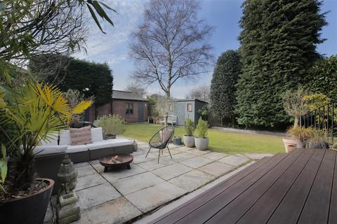 5 bedroom detached house for sale, Doveston Road, Sale