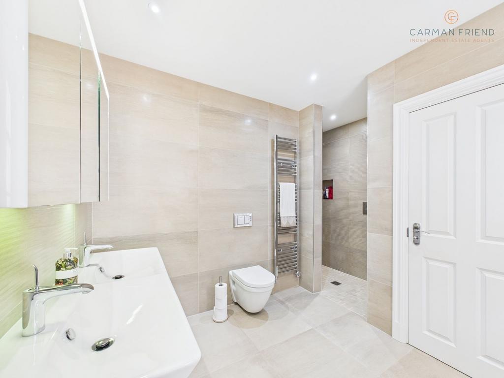 Ensuite