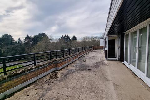 undefined, Riverside Drive, Solihull