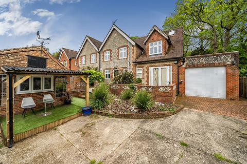 4 bedroom semi-detached house for sale, Water Lane, Storrington, RH20
