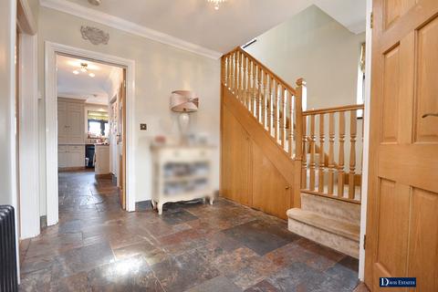 29 Great Nelmes Chase, Hornchurch, RM11 2PS