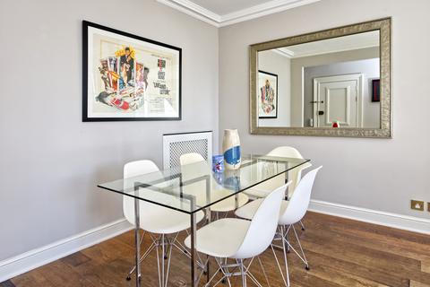 2 bedroom flat for sale, Cornwall Gardens, London SW7
