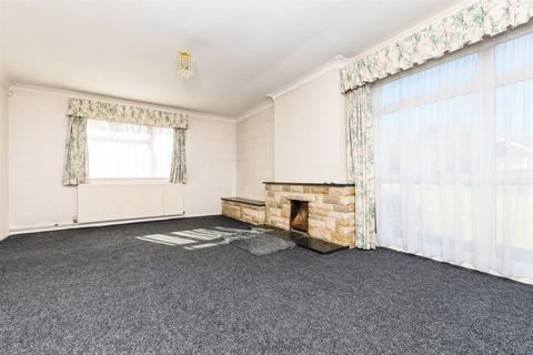 3 bedroom detached bungalow for sale, Ashleigh Close, Meopham, Gravesend, Kent