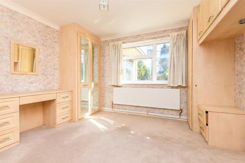 3 bedroom detached bungalow for sale, Ashleigh Close, Meopham, Gravesend, Kent